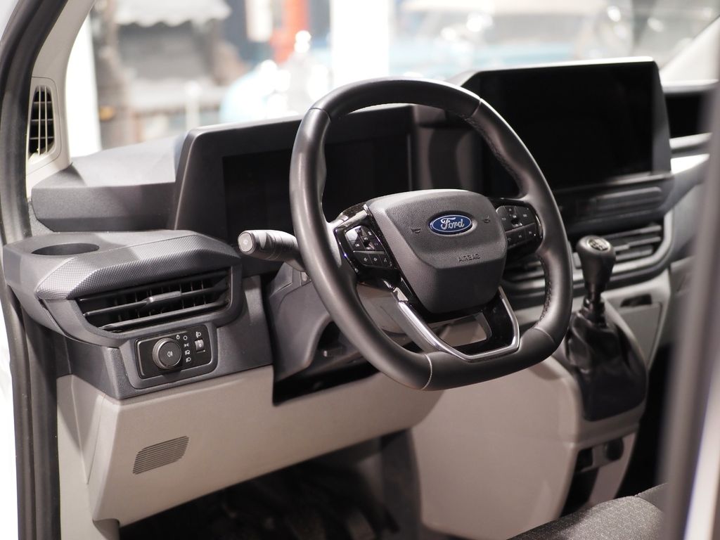 Ford Transit Custom 2024