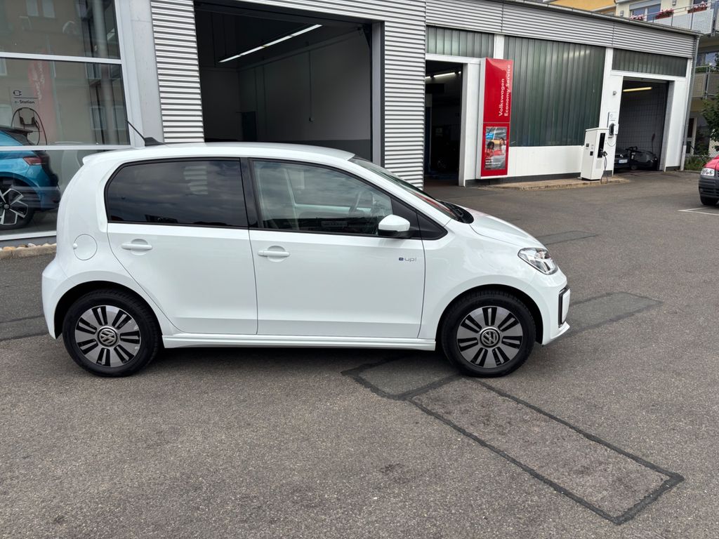 Volkswagen up! 2018