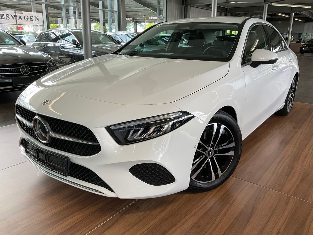 Mercedes-Benz A 200 2024