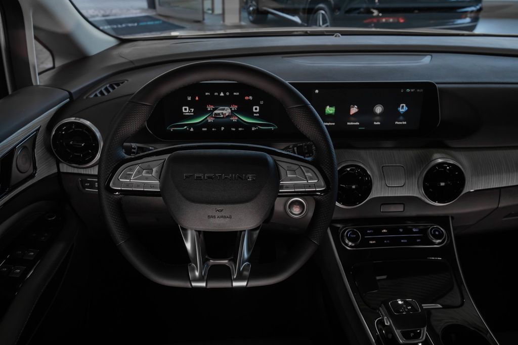 DFSK Forthing 4 2025