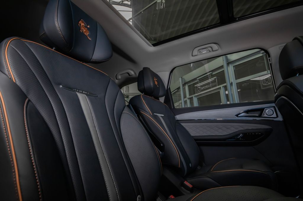 DFSK Forthing 4 2025