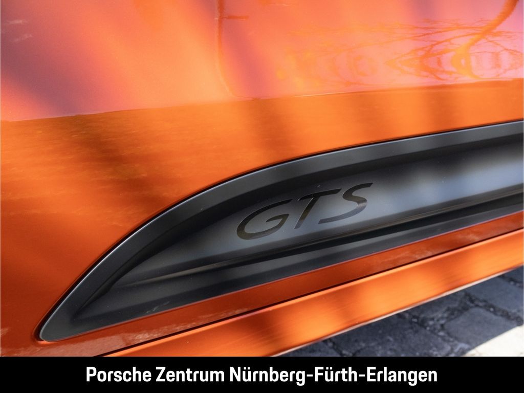 Porsche Macan 2024