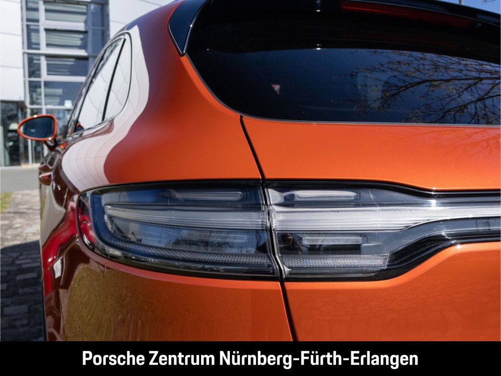Porsche Macan 2024