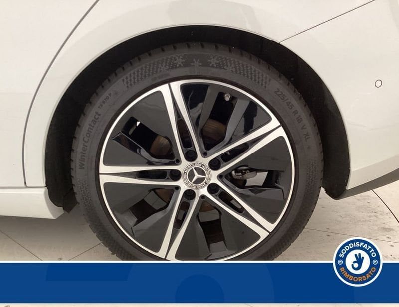 Mercedes-Benz B 180 2023