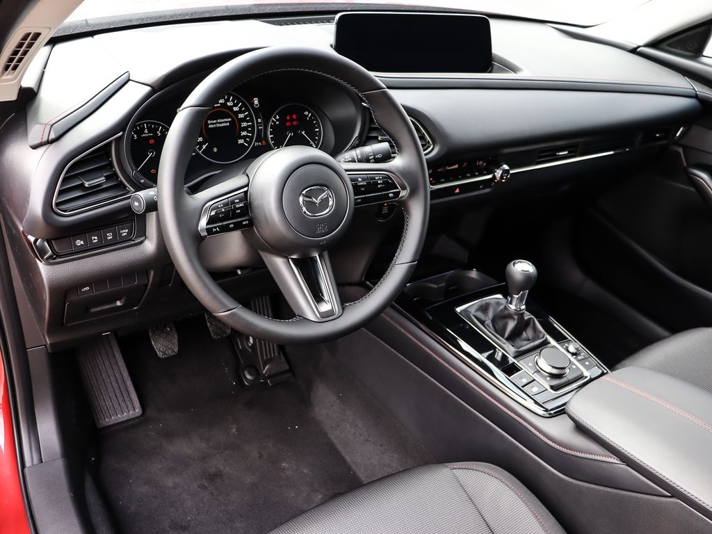 Mazda CX-30 2025