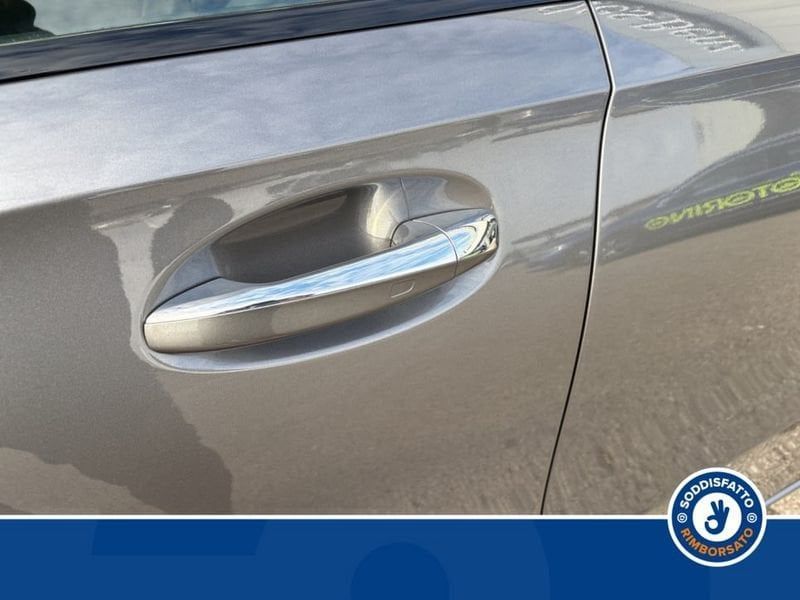 Mercedes-Benz A 180 2024