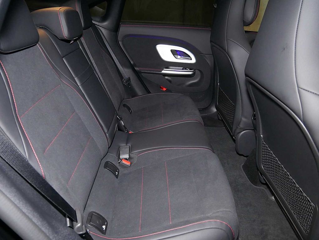 Mercedes-Benz CLA 250 2025