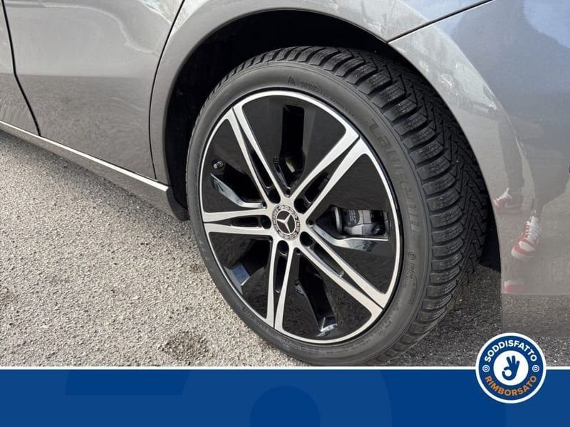 Mercedes-Benz A 180 2024