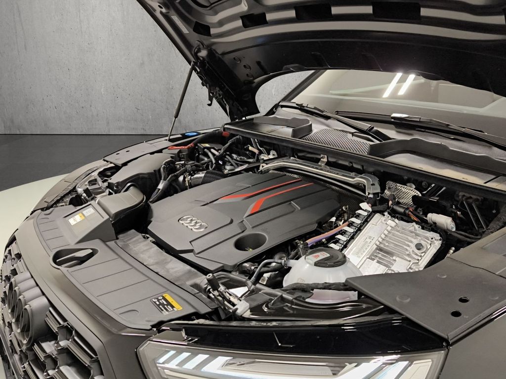 Audi SQ5 2025