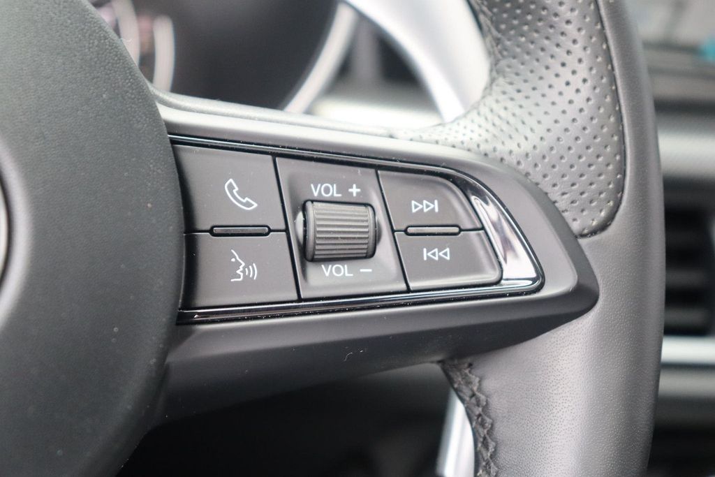 Alfa Romeo Stelvio 2022