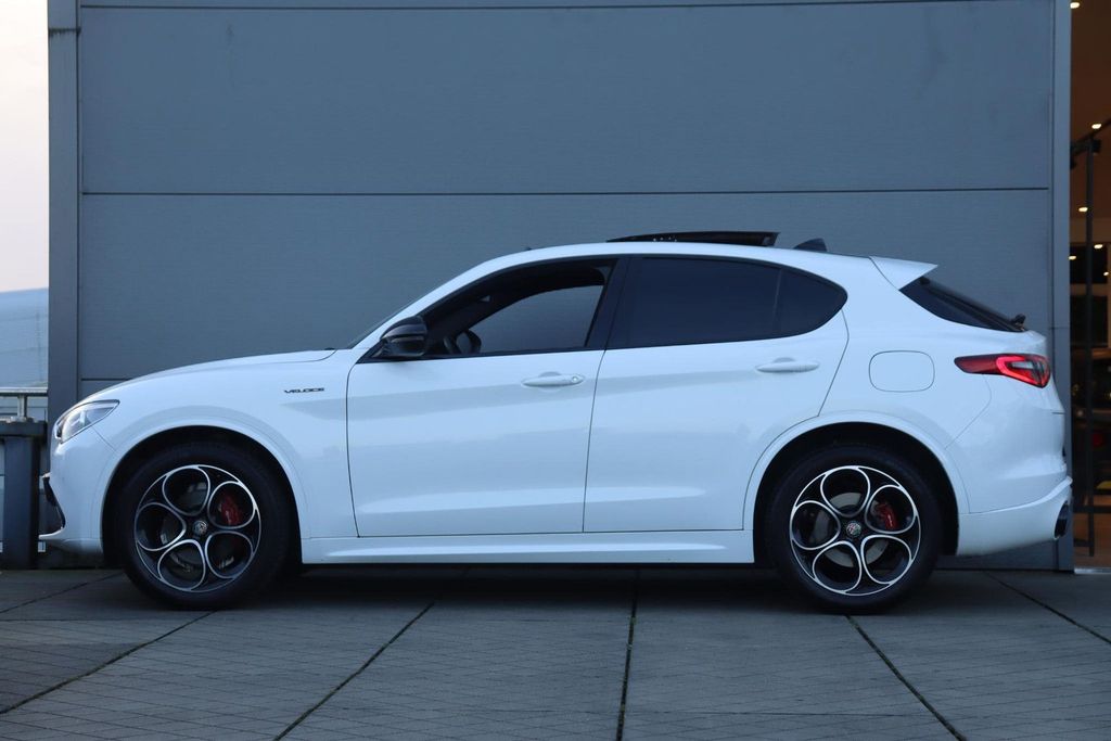 Alfa Romeo Stelvio 2022