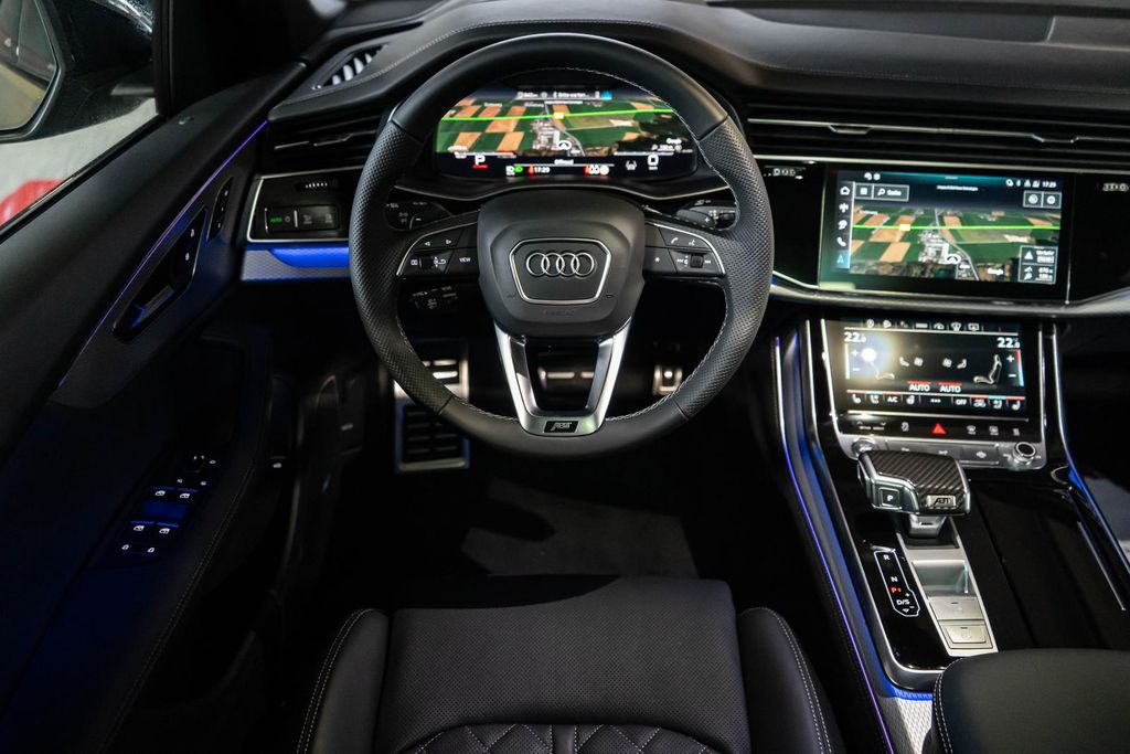 Audi SQ8 2024