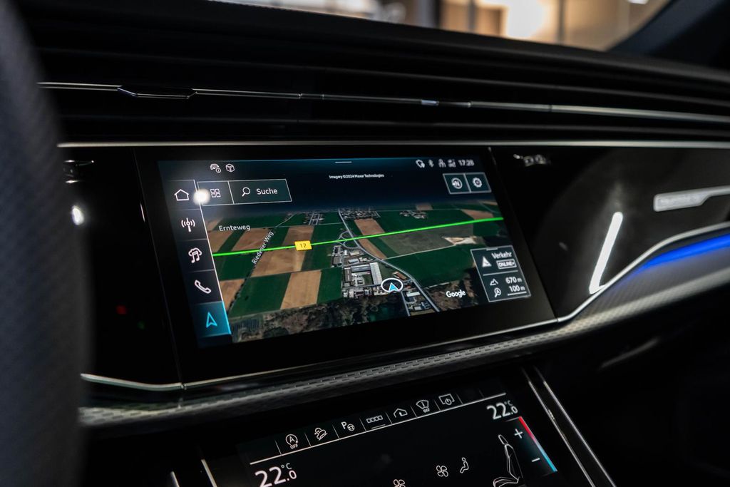 Audi SQ8 2024