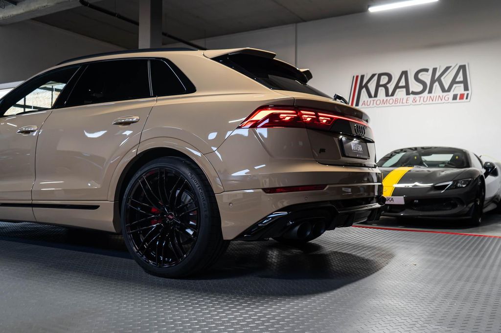 Audi SQ8 2024