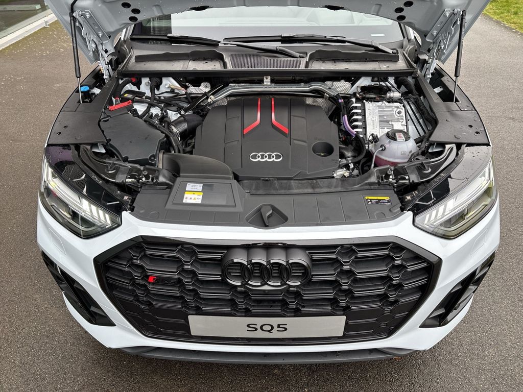 Audi SQ5 2025