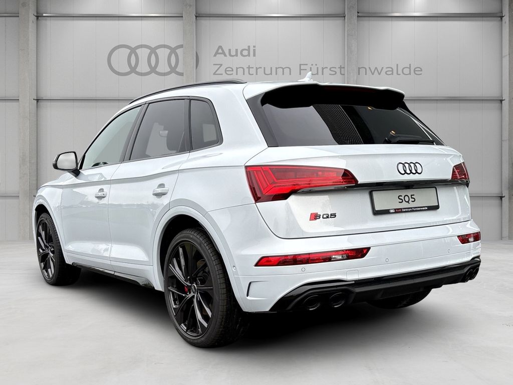 Audi SQ5 2025
