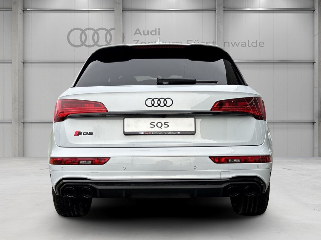 Audi SQ5 2025