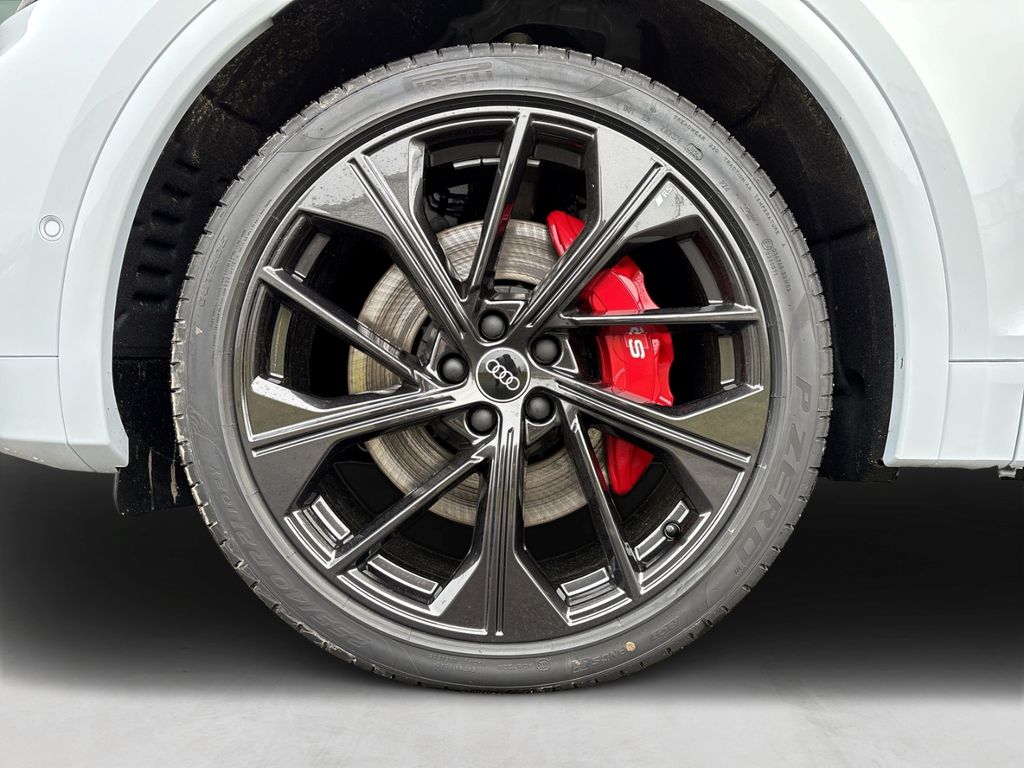 Audi SQ5 2025
