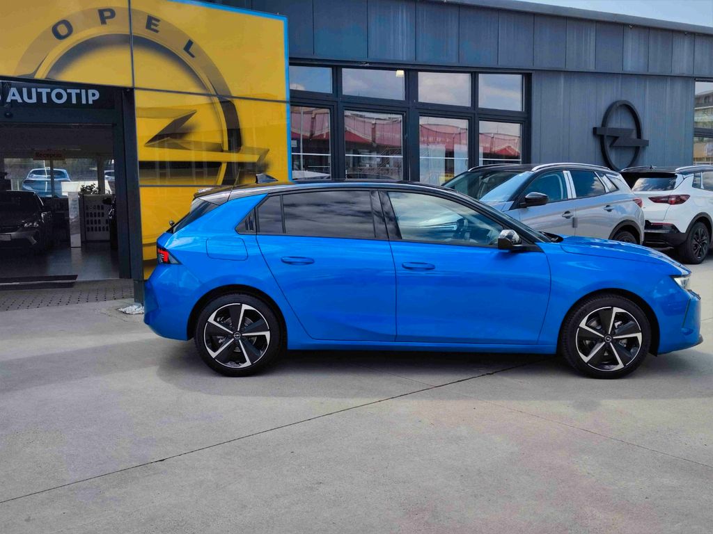 Opel Astra 2023