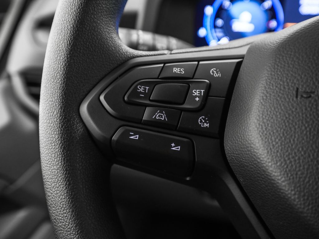 Volkswagen T7 Transporter