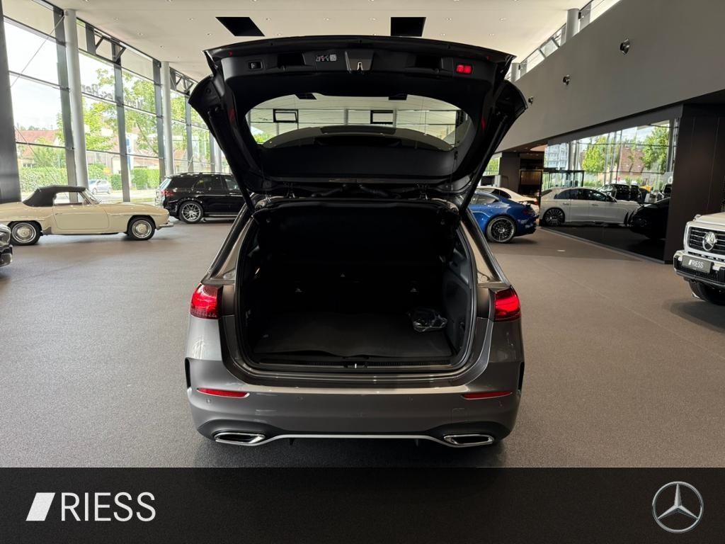 Mercedes-Benz B 200 2025