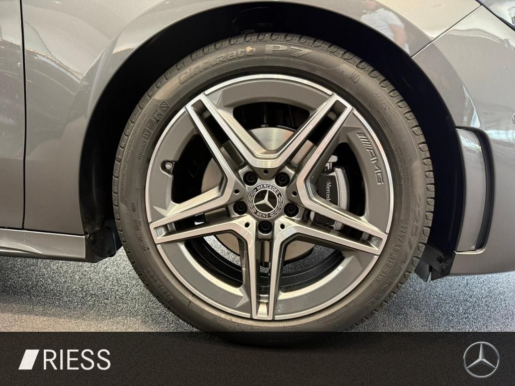 Mercedes-Benz B 200 2025