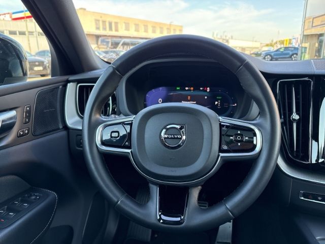 Volvo XC60 2022