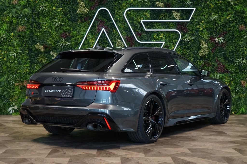Audi RS6 2023
