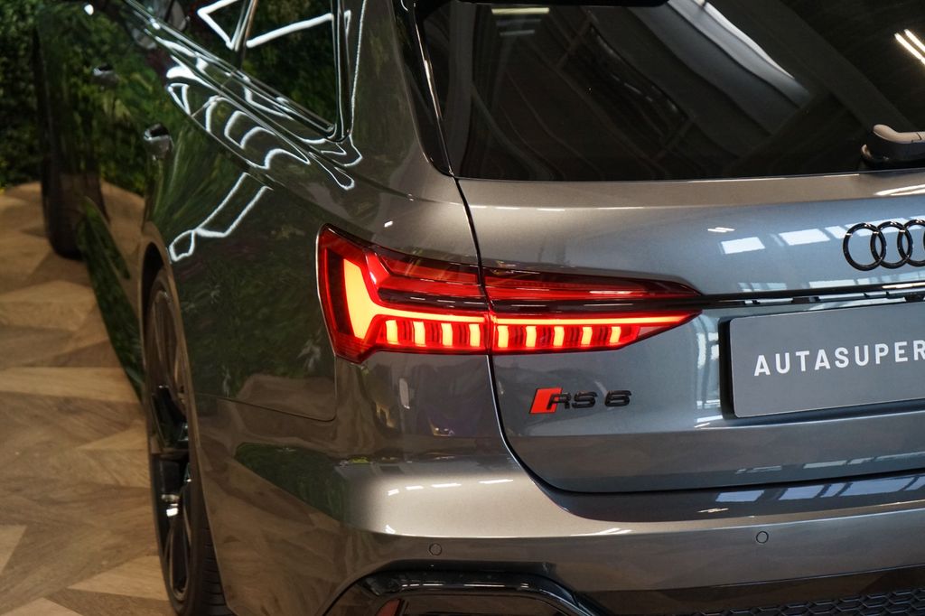 Audi RS6 2023