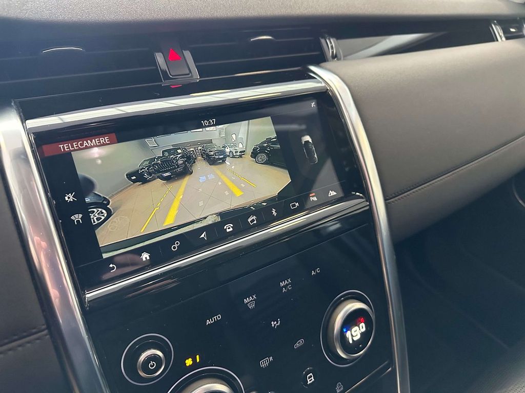 Land Rover Discovery Sport 2020