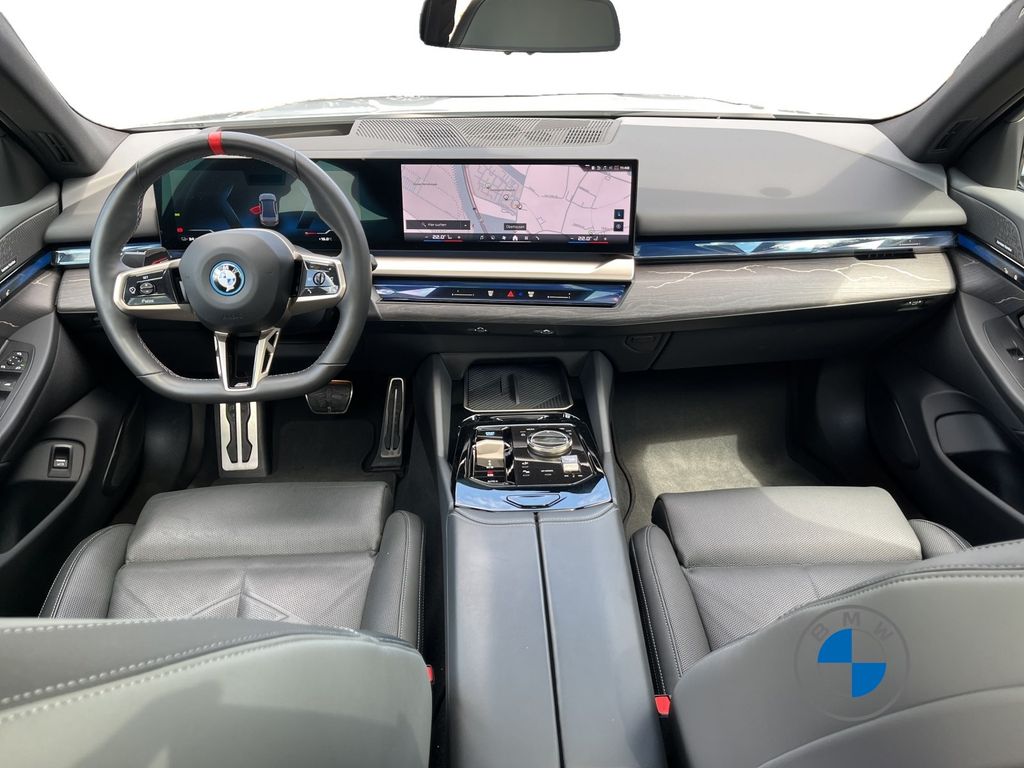 BMW i5 2024