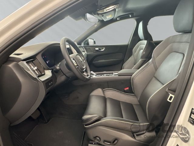 Volvo XC60 2025