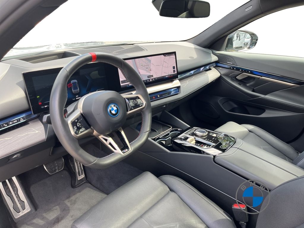 BMW i5 2024
