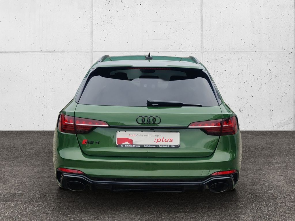 Audi RS4 2021