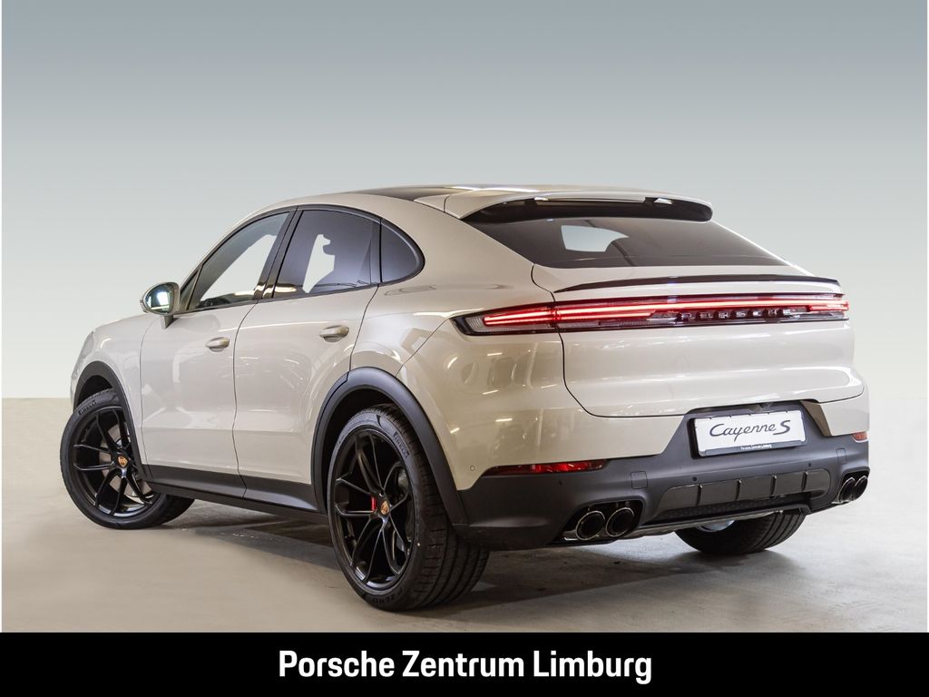 Porsche Cayenne 2025