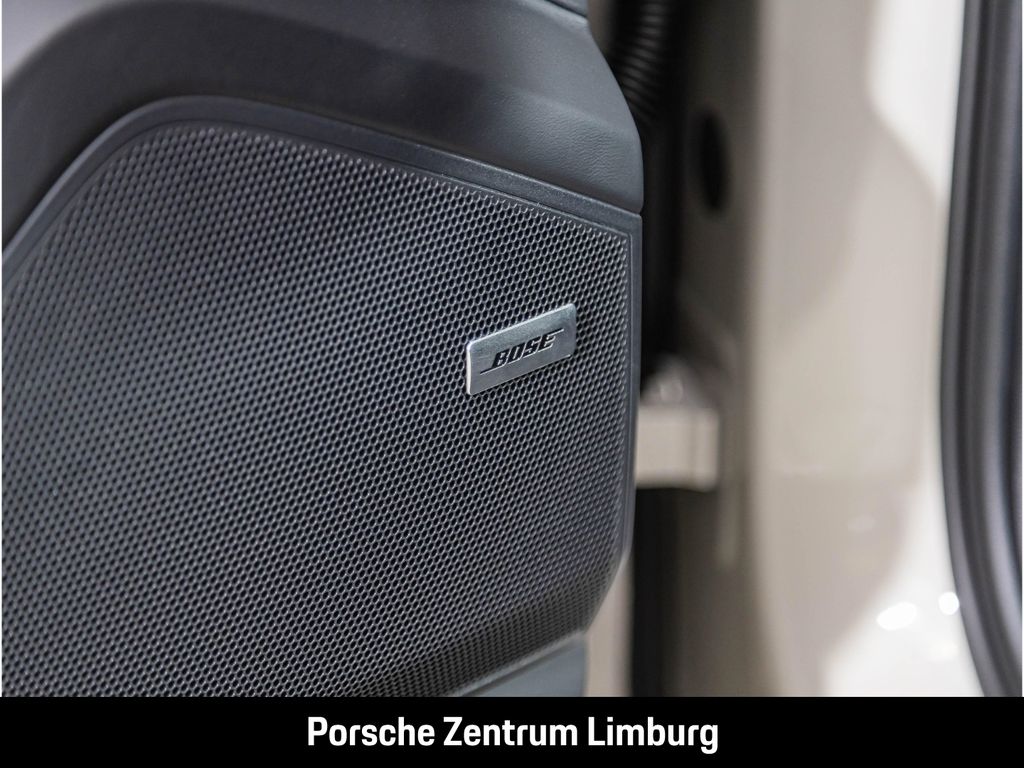 Porsche Cayenne 2025