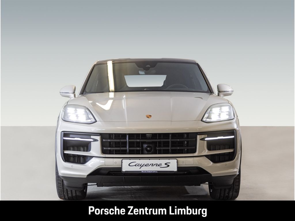 Porsche Cayenne 2025