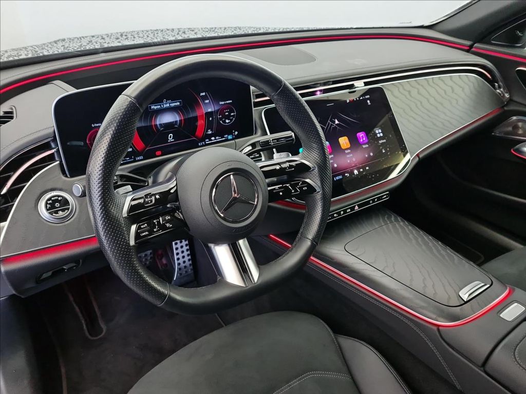Mercedes-Benz E 300 2023