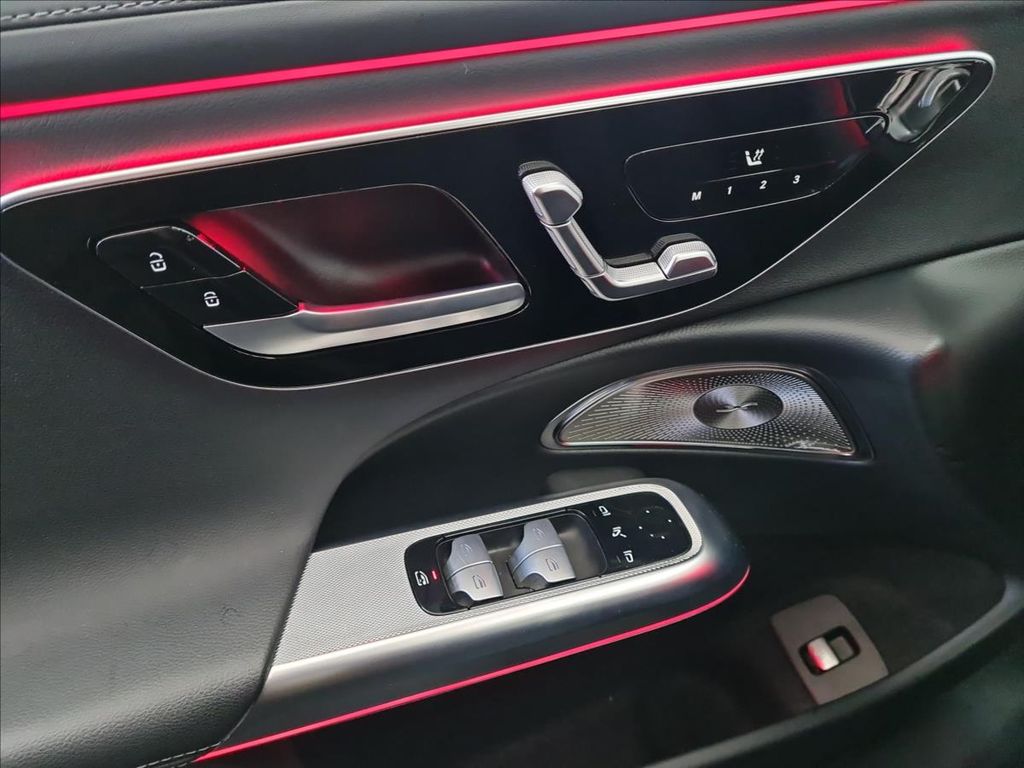 Mercedes-Benz E 300 2023