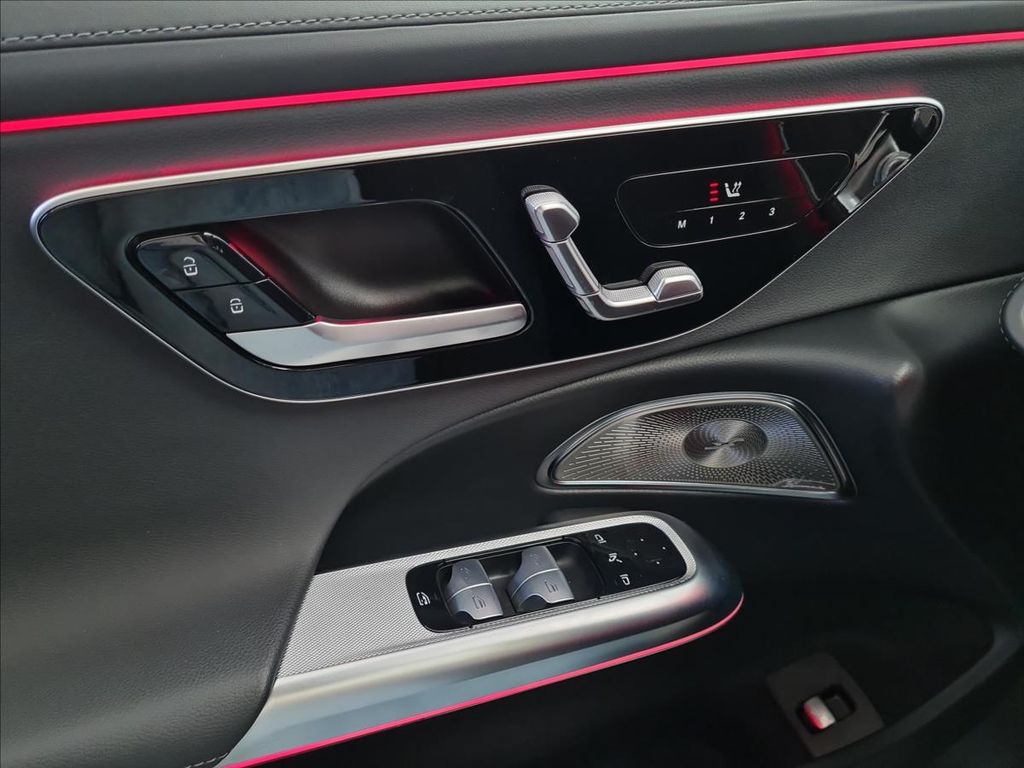 Mercedes-Benz E 300 2023