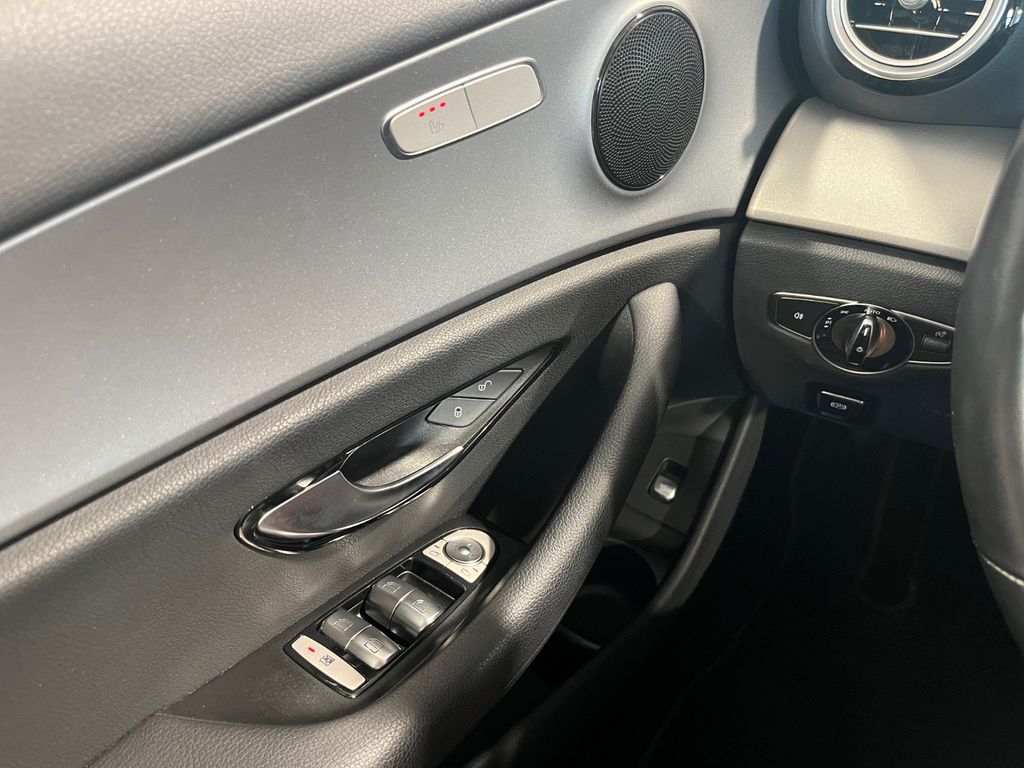 Mercedes-Benz E 220 2022