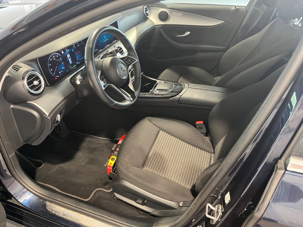 Mercedes-Benz E 220 2022