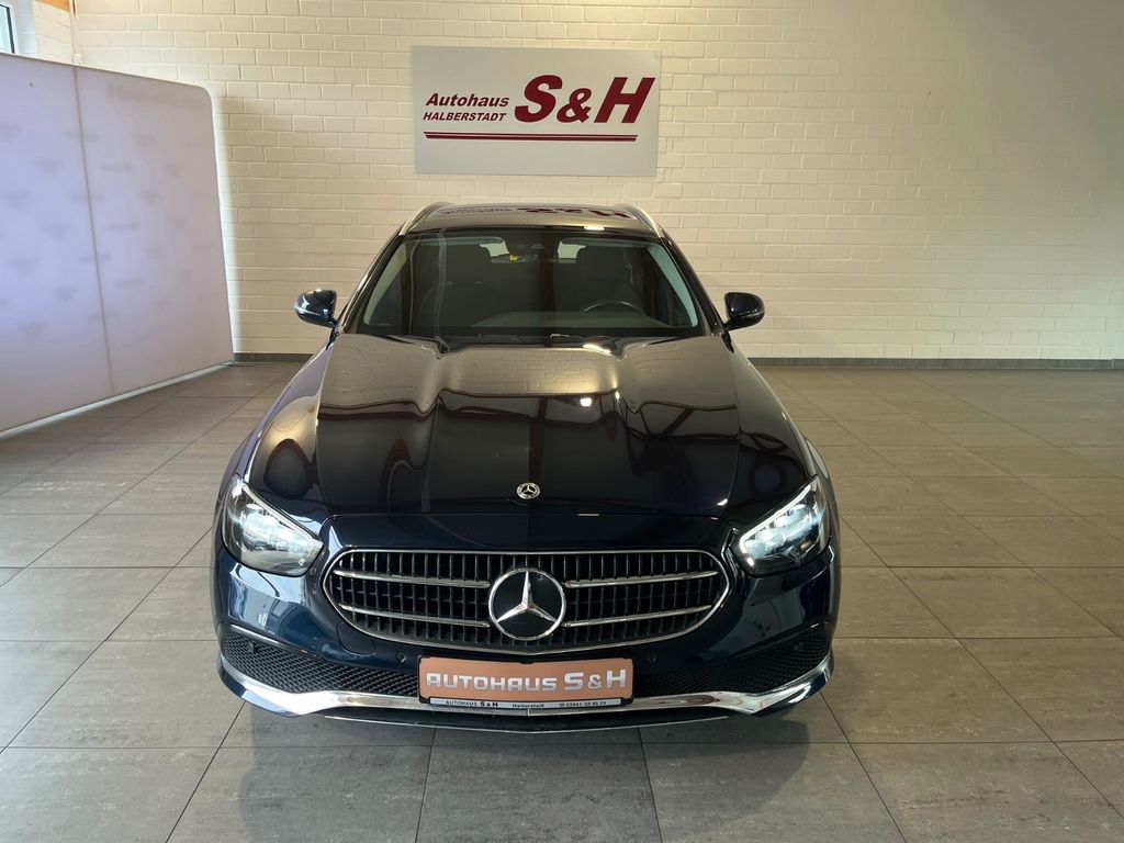 Mercedes-Benz E 220 2022