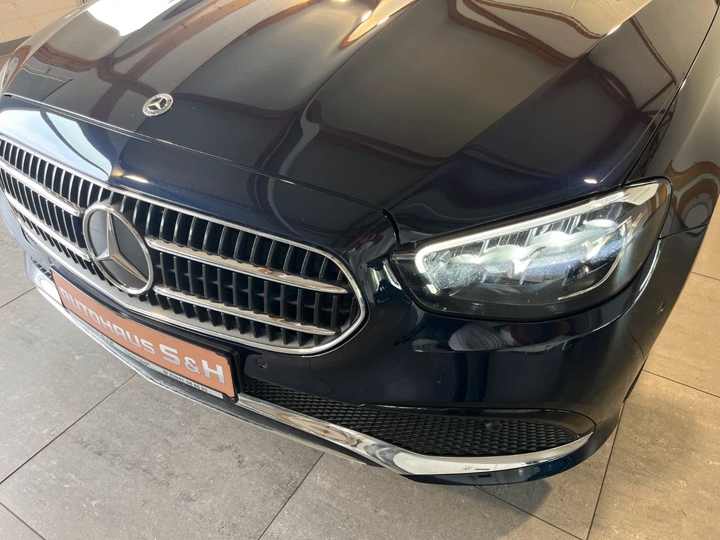 Mercedes-Benz E 220 2022