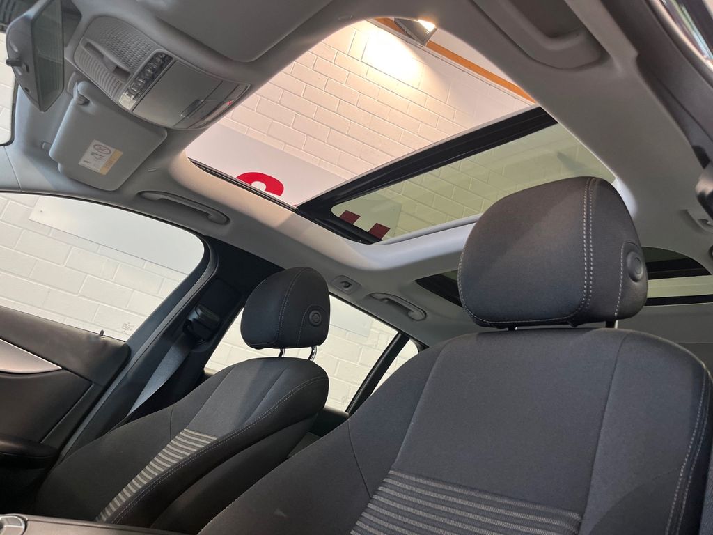 Mercedes-Benz E 220 2022