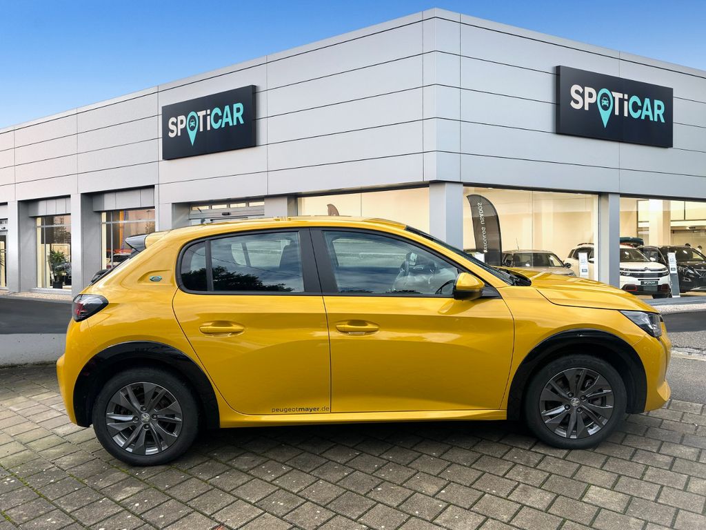 Peugeot 208 2021