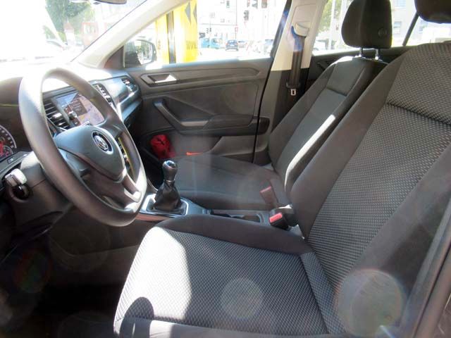 Volkswagen T-Roc 2019