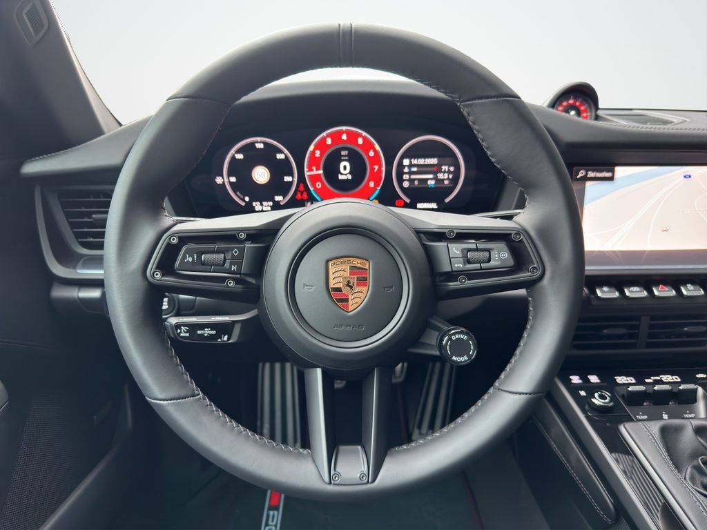 Porsche 992 2025