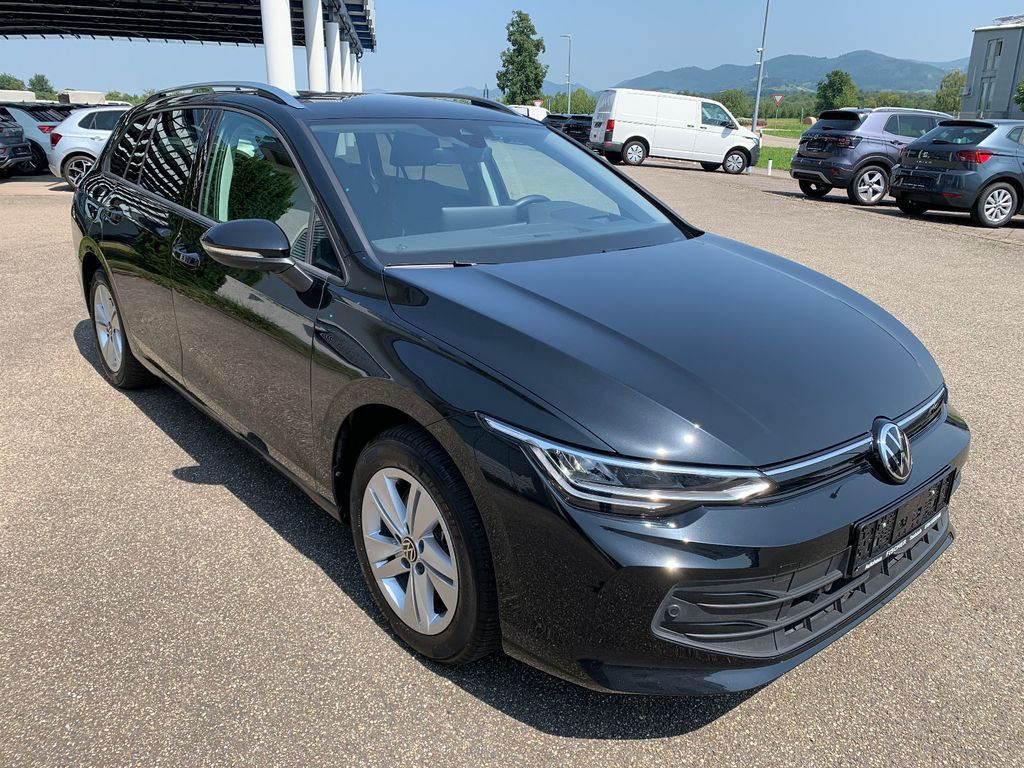 Volkswagen Golf 2024