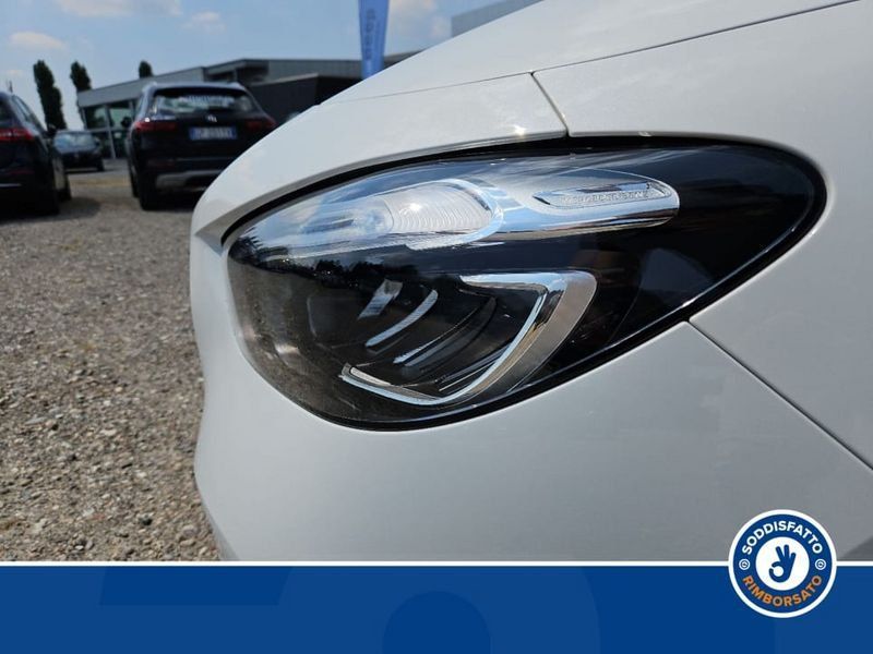 Mercedes-Benz B 180 2023